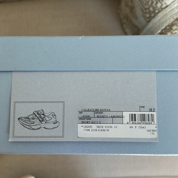 Prada women’s size 38.5 white sneakers - Picture 5 of 5